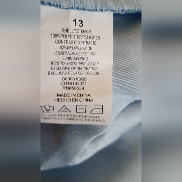 Dress - Picture 4 of 5